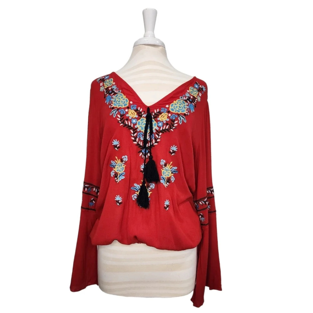 New York & Company Embroidered Flower Long Sleeve V Neck Red Blouse Size M